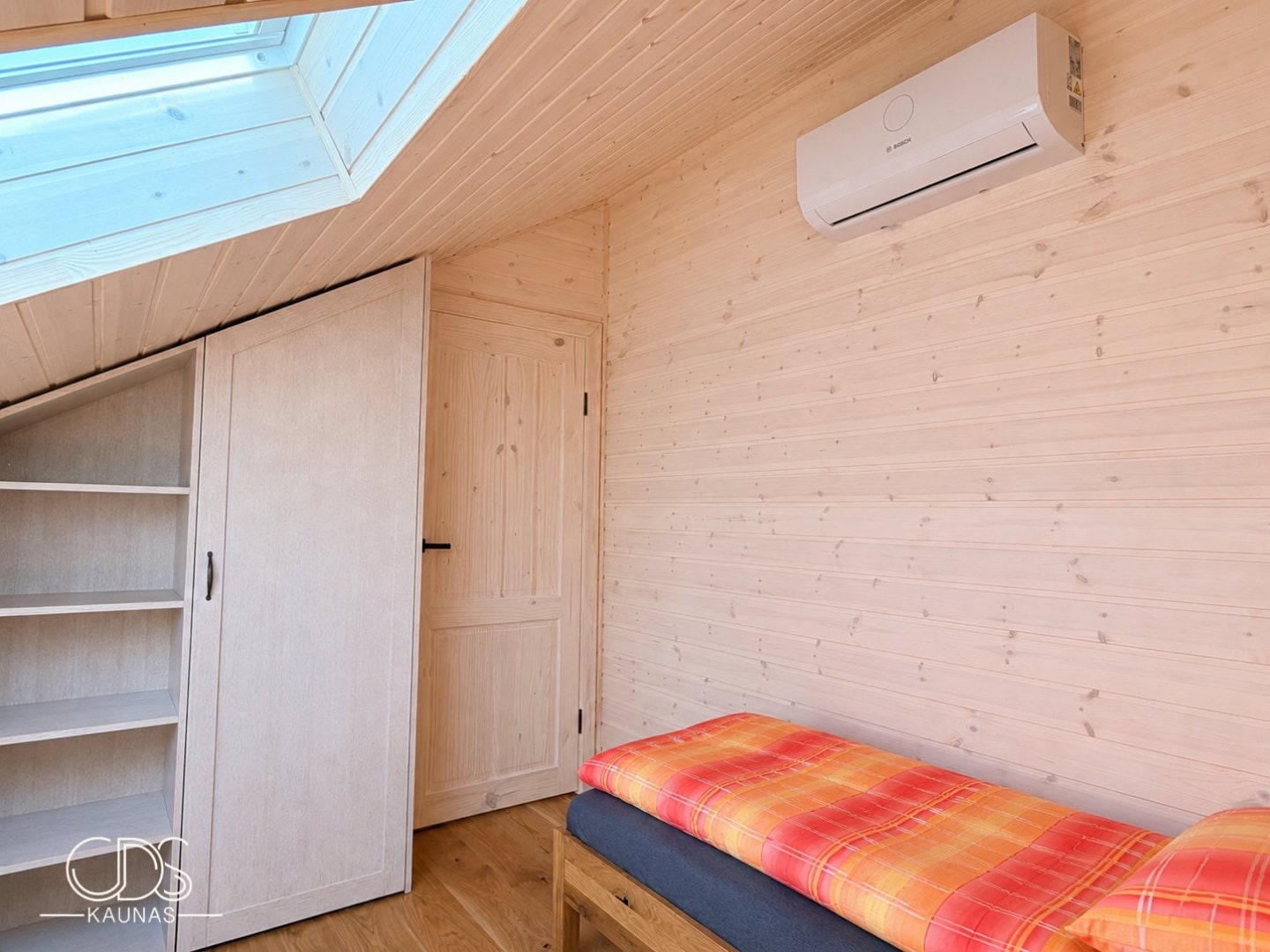 CHILAR LAKE HOUSE – NAUJAS SKANDINAVIŠKO STILIAUS NAMAS ANT PRIVATAUS NAVOS EŽERO KRANTO, TRAKŲ R., AUKŠTADVARIS Gallery 40