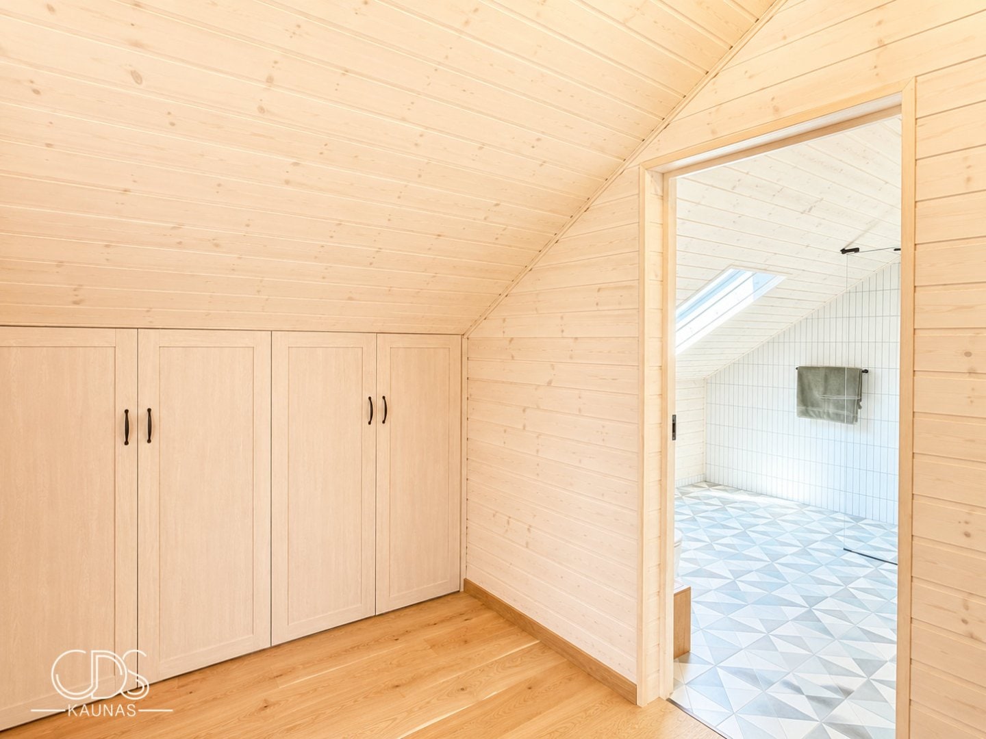 CHILAR LAKE HOUSE – NAUJAS SKANDINAVIŠKO STILIAUS NAMAS ANT PRIVATAUS NAVOS EŽERO KRANTO, TRAKŲ R., AUKŠTADVARIS Gallery 37
