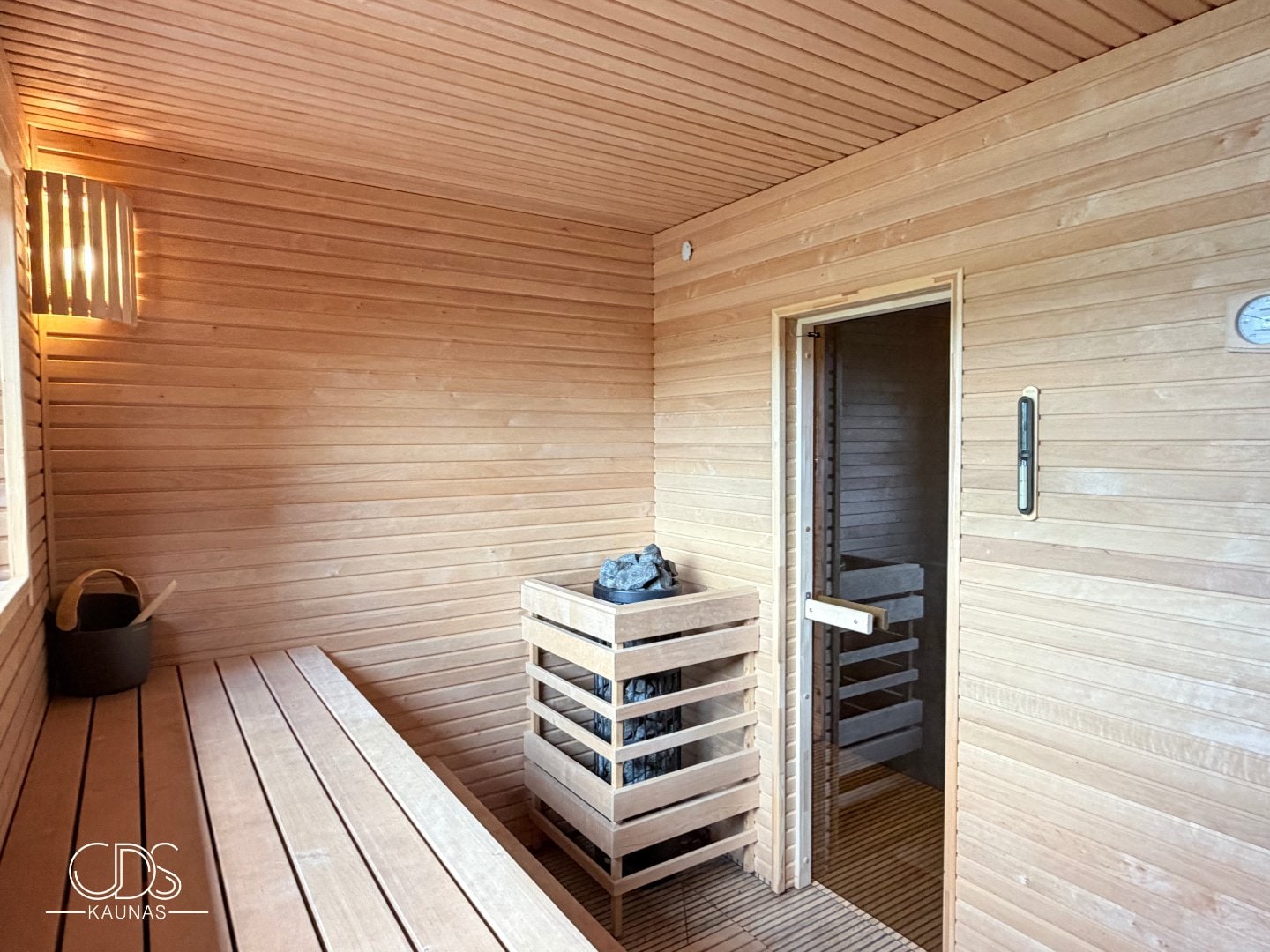 CHILAR LAKE HOUSE – NAUJAS SKANDINAVIŠKO STILIAUS NAMAS ANT PRIVATAUS NAVOS EŽERO KRANTO, TRAKŲ R., AUKŠTADVARIS Gallery 50