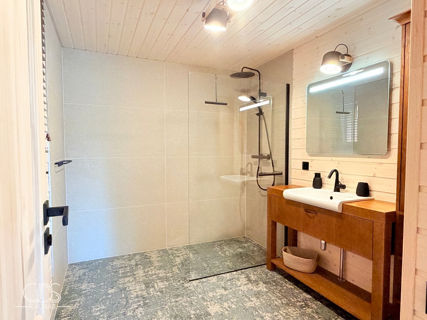 CHILAR LAKE HOUSE – NAUJAS SKANDINAVIŠKO STILIAUS NAMAS ANT PRIVATAUS NAVOS EŽERO KRANTO, TRAKŲ R., AUKŠTADVARIS Gallery 17
