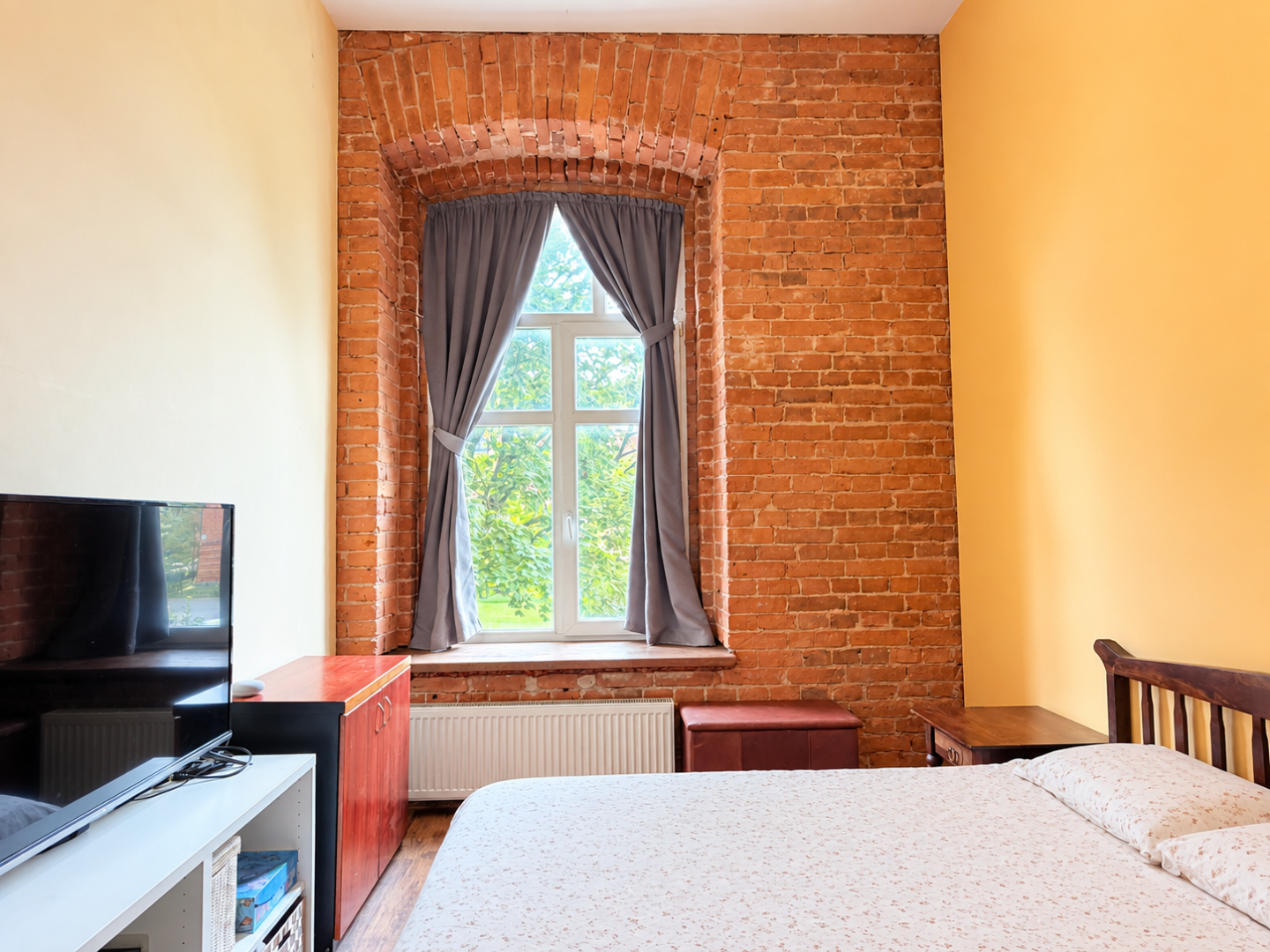 DISTINCTIVE 3-BEDROOM APARTMENT IN A HISTORIC 1917 RED-BRICK BUILDING | 51.5 SQ. M | ŽEMIEJI ŠANČIAI, KAUNAS Gallery 9
