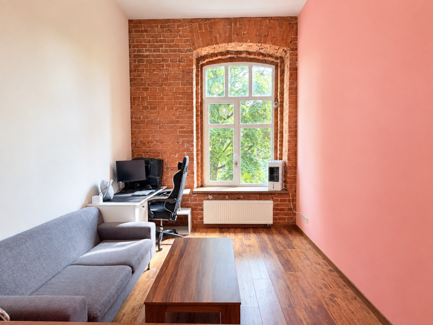 DISTINCTIVE 3-BEDROOM APARTMENT IN A HISTORIC 1917 RED-BRICK BUILDING | 51.5 SQ. M | ŽEMIEJI ŠANČIAI, KAUNAS Gallery 16