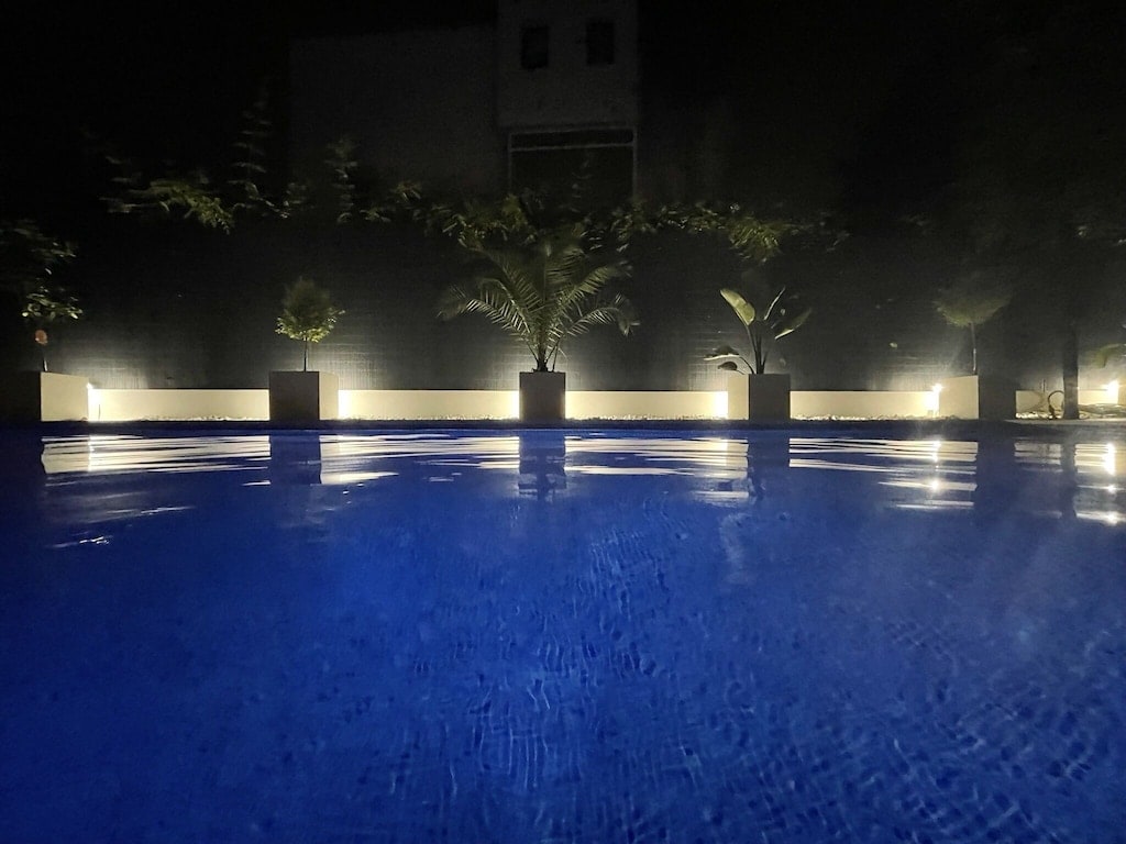 Elegant Family Villa with Private Pool and Independent Guest Apartment Gallery 19
