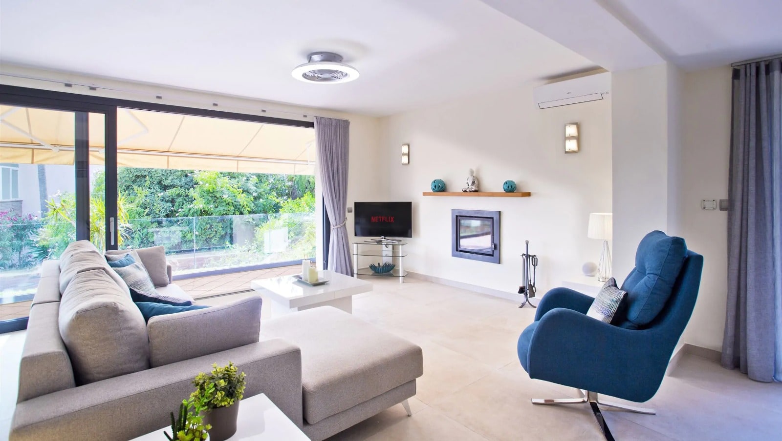 Elegant Family Villa with Private Pool and Independent Guest Apartment Gallery 11