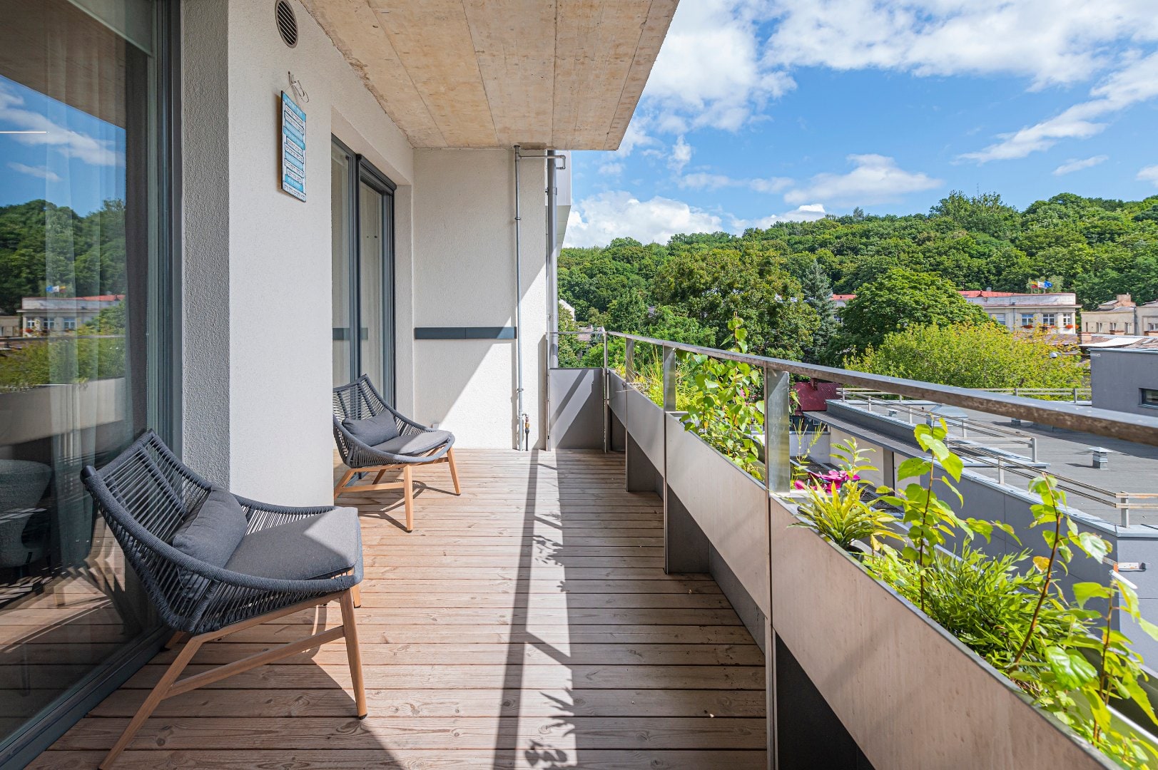 EXCLUSIVE 1-BEDROOM APARTMENT FOR RENT IN THE PRESTIGIOUS "LAISVĖS ALĖJA 18" DEVELOPMENT – IN THE HEART OF KAUNAS, LITHUANIA Gallery 7