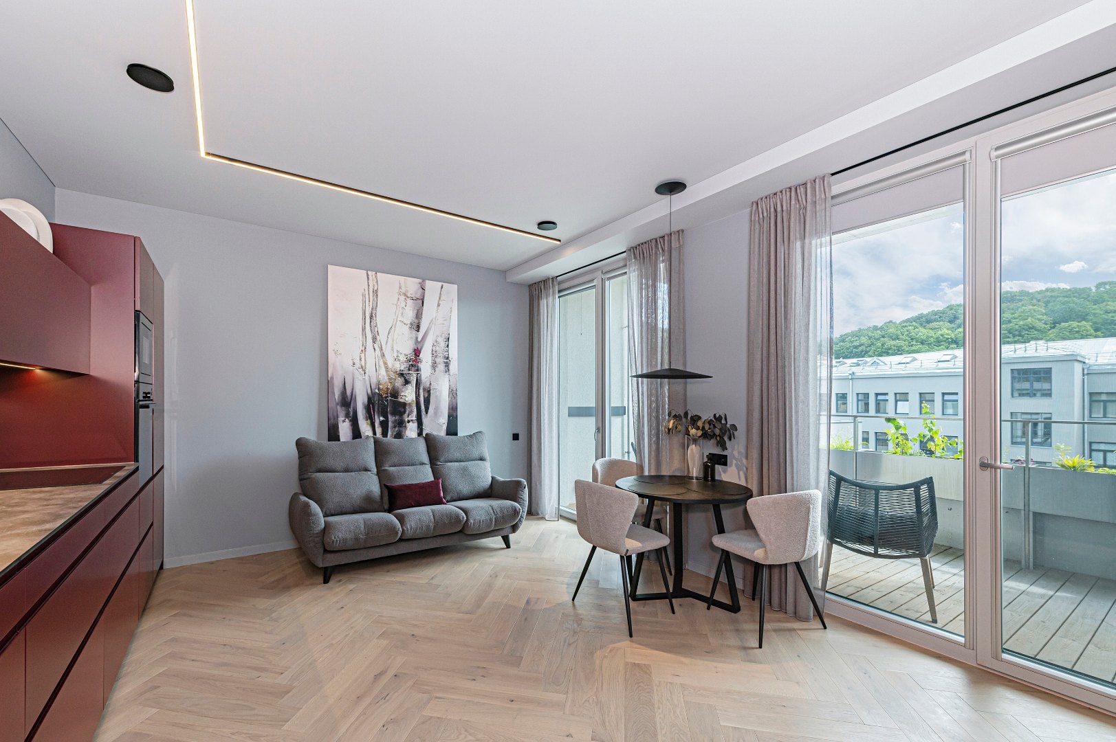 EXCLUSIVE 1-BEDROOM APARTMENT FOR RENT IN THE PRESTIGIOUS "LAISVĖS ALĖJA 18" DEVELOPMENT – IN THE HEART OF KAUNAS, LITHUANIA Gallery 2