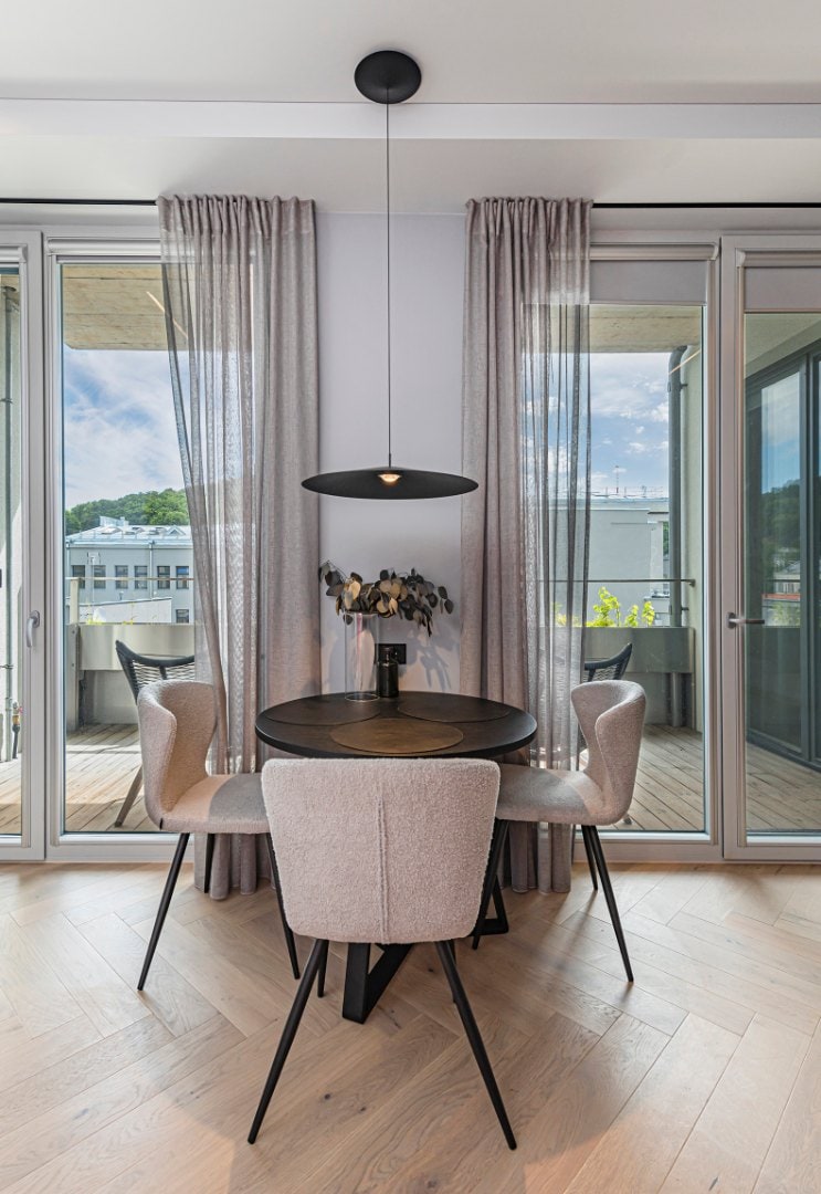 EXCLUSIVE 1-BEDROOM APARTMENT FOR RENT IN THE PRESTIGIOUS "LAISVĖS ALĖJA 18" DEVELOPMENT – IN THE HEART OF KAUNAS, LITHUANIA Gallery 8