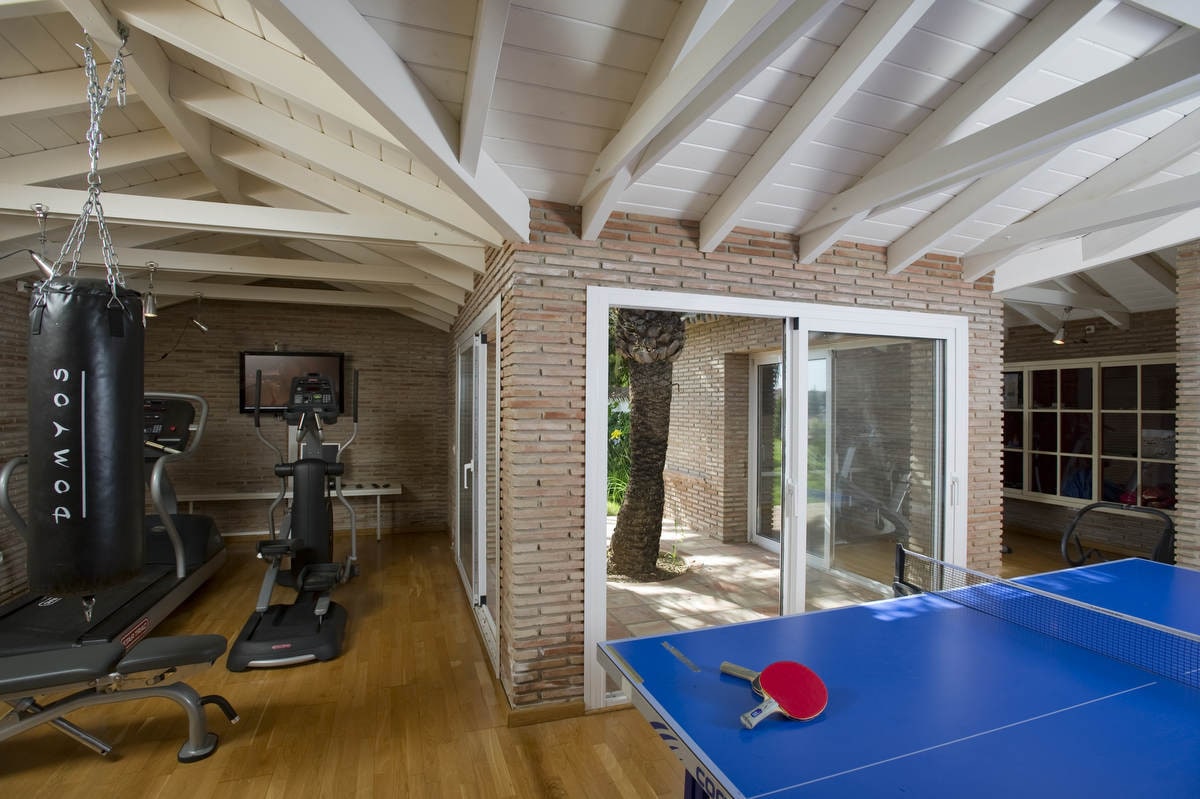 EXCLUSIVE BOUTIQUE APARTHOTEL INVESTMENT OPPORTUNITY IN FUENGIROLA, COSTA DEL SOL Gallery 37