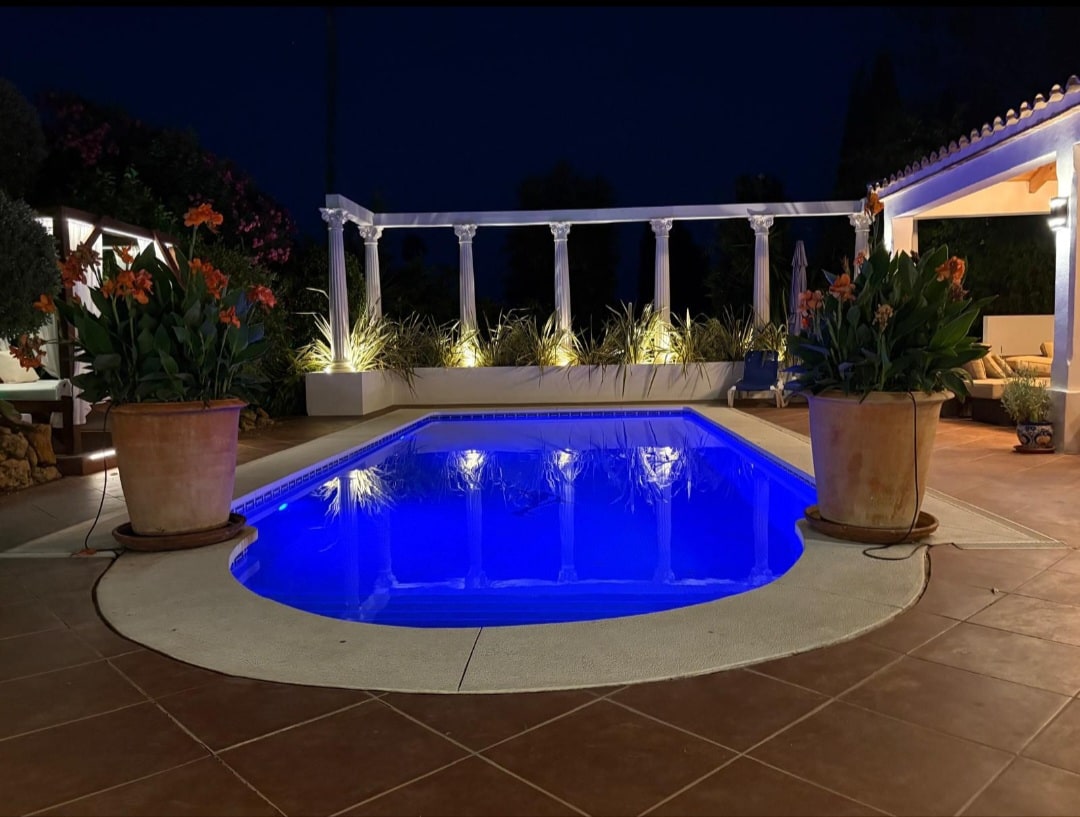 Los Robles – Luxury 5-Bedroom Villa with Pool & Outdoor Kitchen Gallery 20