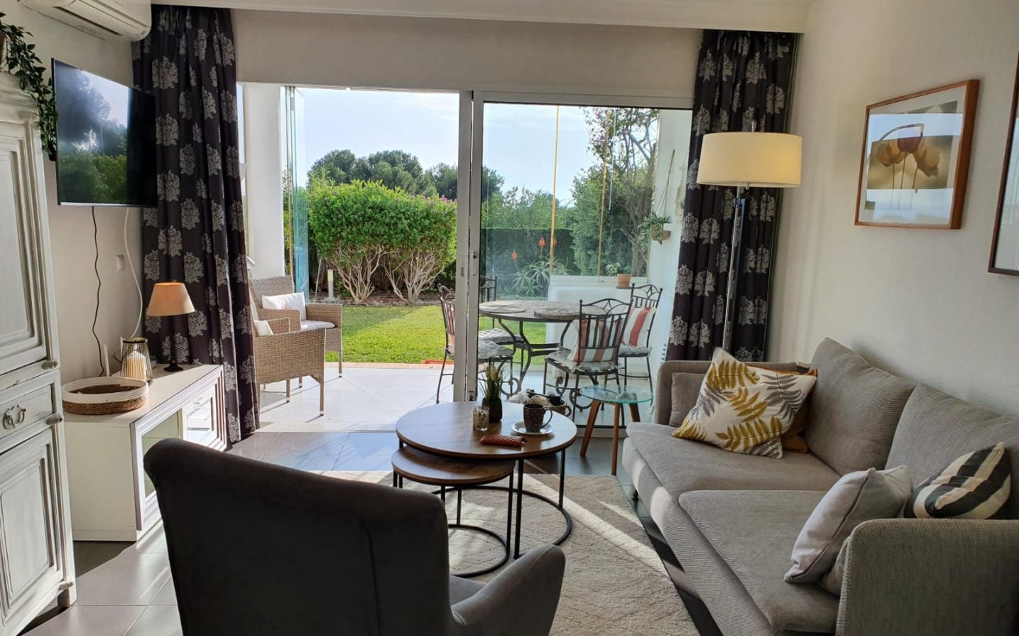 Modern 2-Bedroom Garden Apartment – Jardin C Gallery 10