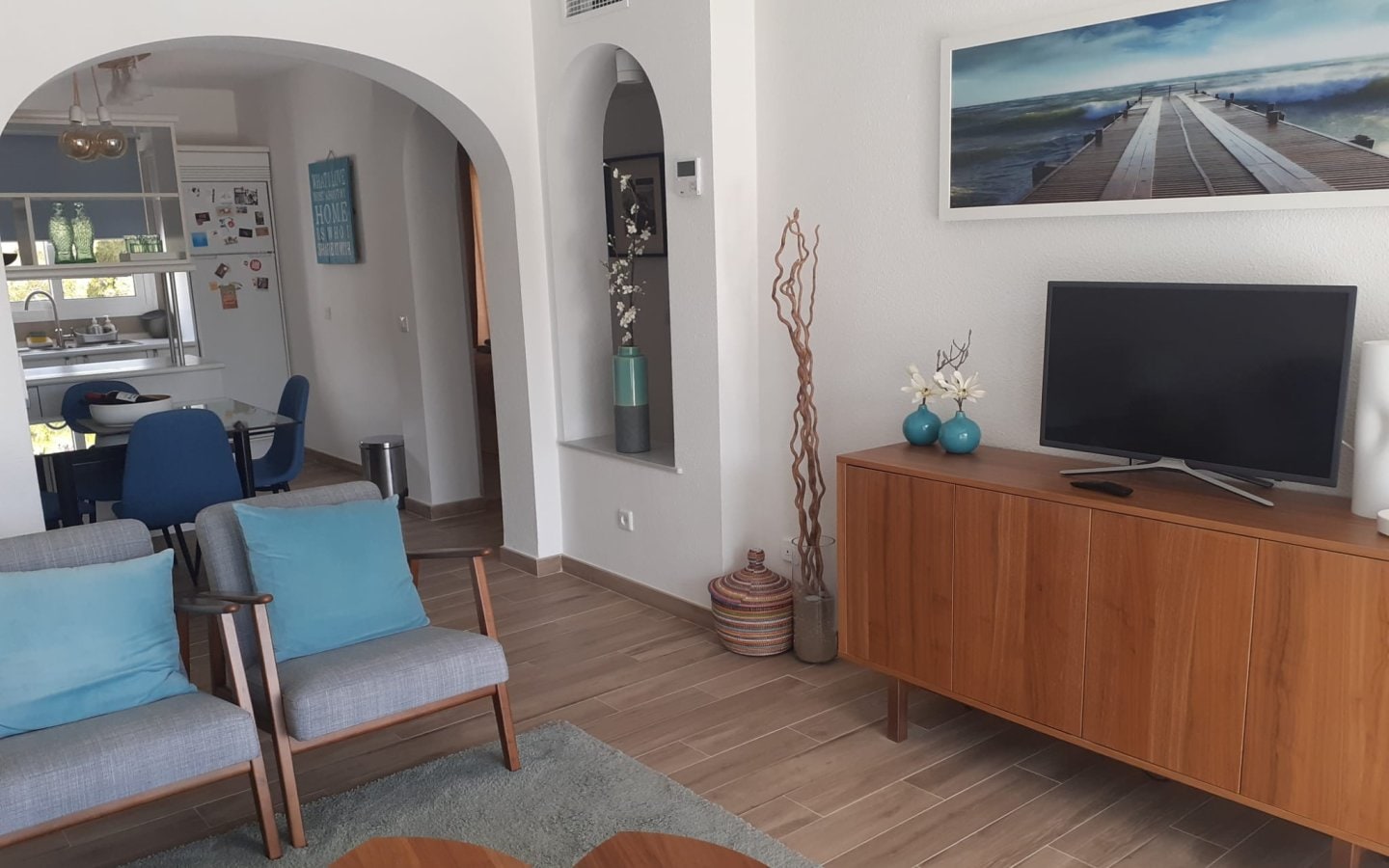 Modern 2-Bedroom Top-Floor Apartment with Sea & Pool Views – Jardin A, Miraflores Gallery 5