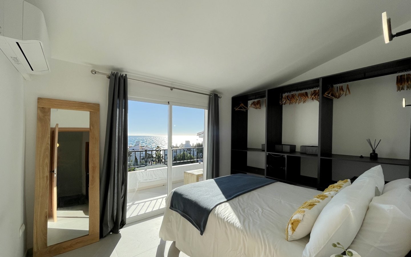 Modern 2-Bedroom Townhouse with Sea Views – Torrenueva, Mijas Costa Gallery 5