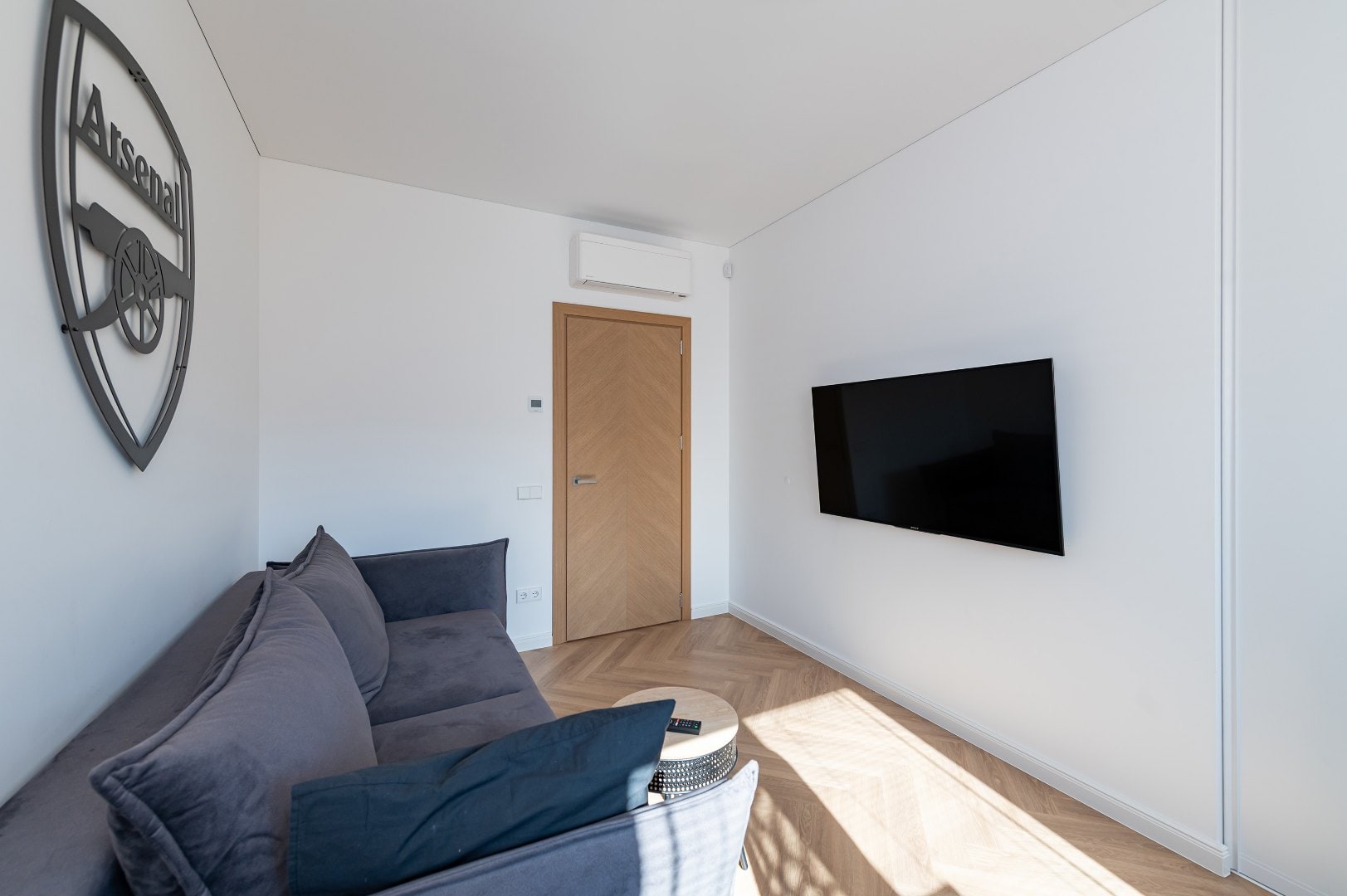 MODERN L-SHAPED 200 M² HOUSE WITH FURNITURE | 930 M² PLOT | BUILT IN 2022 | KAUNAS, LITHUANIA Gallery 35