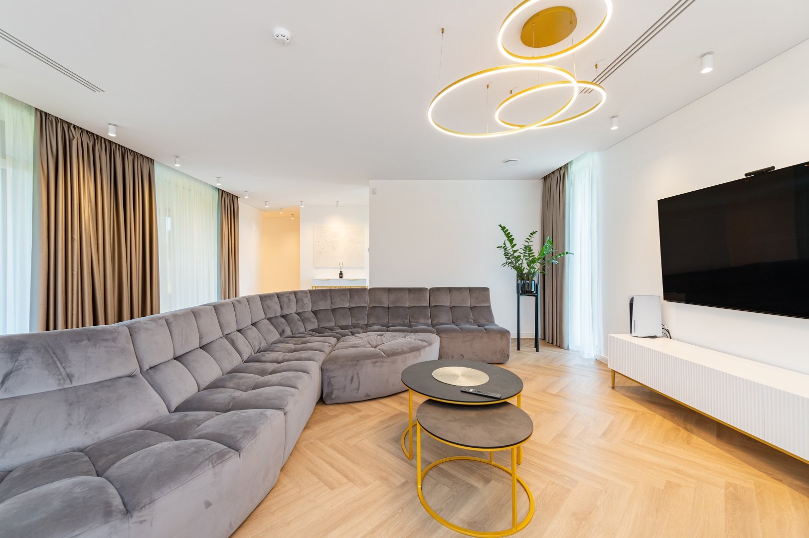 MODERN L-SHAPED 200 M² HOUSE WITH FURNITURE | 930 M² PLOT | BUILT IN 2022 | KAUNAS, LITHUANIA Gallery 11