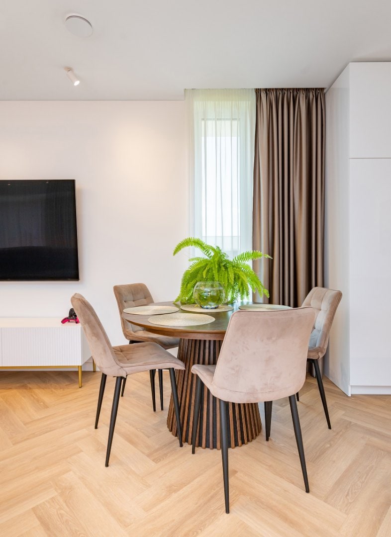 MODERN L-SHAPED 200 M² HOUSE WITH FURNITURE | 930 M² PLOT | BUILT IN 2022 | KAUNAS, LITHUANIA Gallery 12