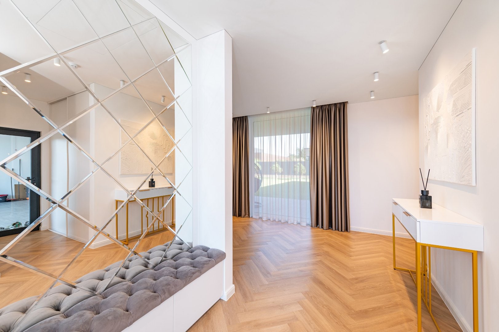 MODERN L-SHAPED 200 M² HOUSE WITH FURNITURE | 930 M² PLOT | BUILT IN 2022 | KAUNAS, LITHUANIA Gallery 17