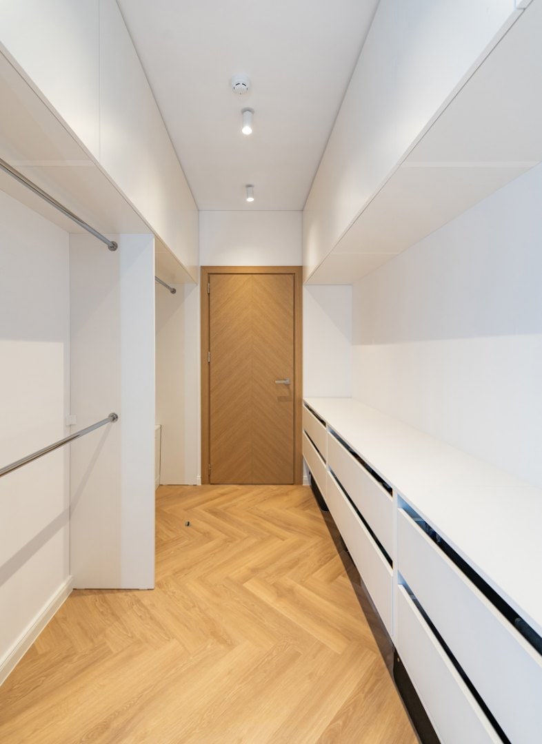 MODERN L-SHAPED 200 M² HOUSE WITH FURNITURE | 930 M² PLOT | BUILT IN 2022 | KAUNAS, LITHUANIA Gallery 23
