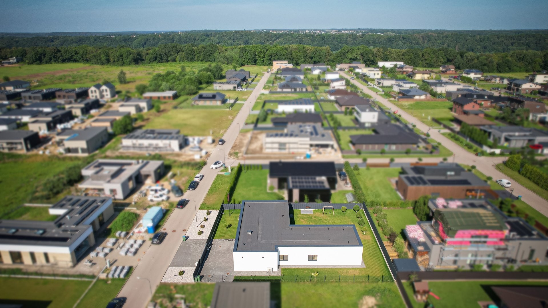MODERN L-SHAPED 200 M² HOUSE WITH FURNITURE | 930 M² PLOT | BUILT IN 2022 | KAUNAS, LITHUANIA Gallery 44