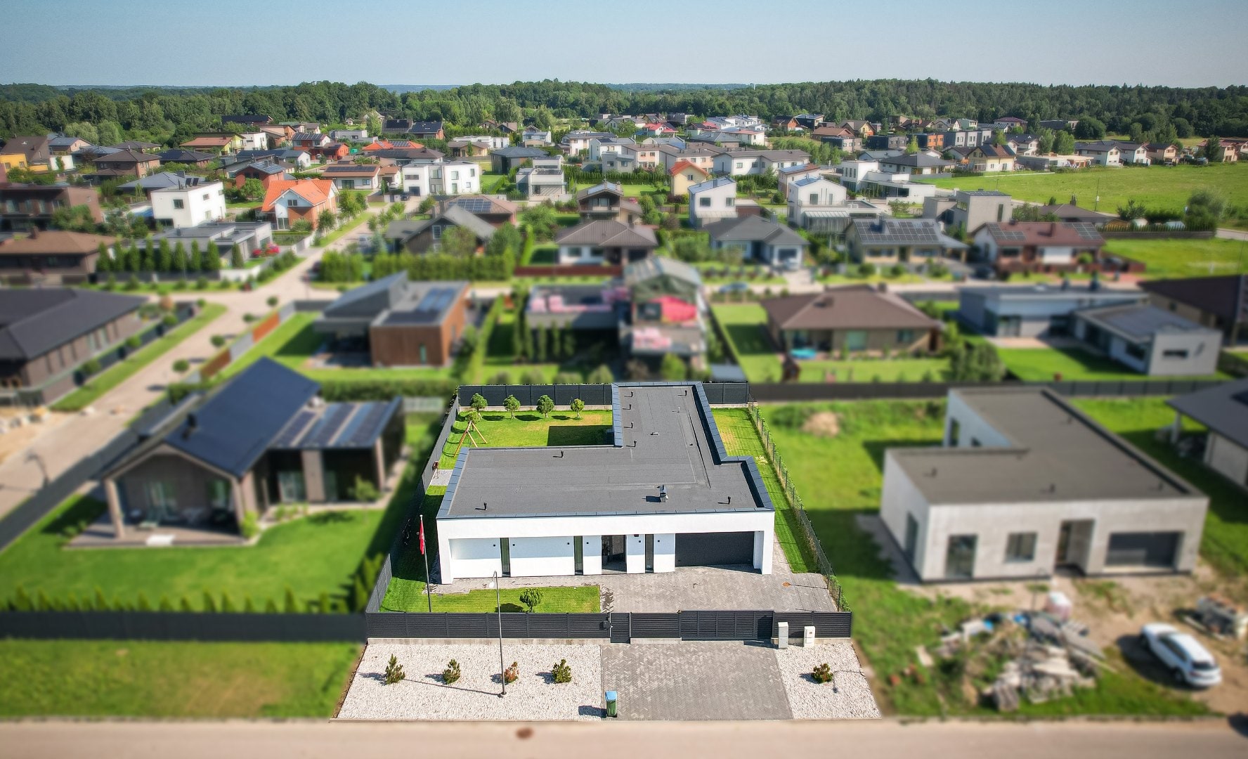 MODERN L-SHAPED 200 M² HOUSE WITH FURNITURE | 930 M² PLOT | BUILT IN 2022 | KAUNAS, LITHUANIA Gallery 47