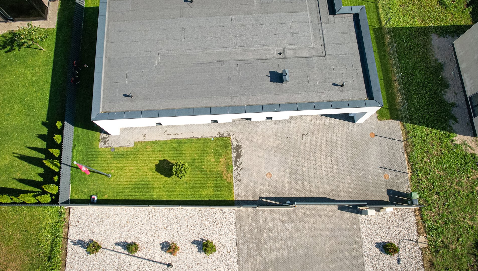 MODERN L-SHAPED 200 M² HOUSE WITH FURNITURE | 930 M² PLOT | BUILT IN 2022 | KAUNAS, LITHUANIA Gallery 48