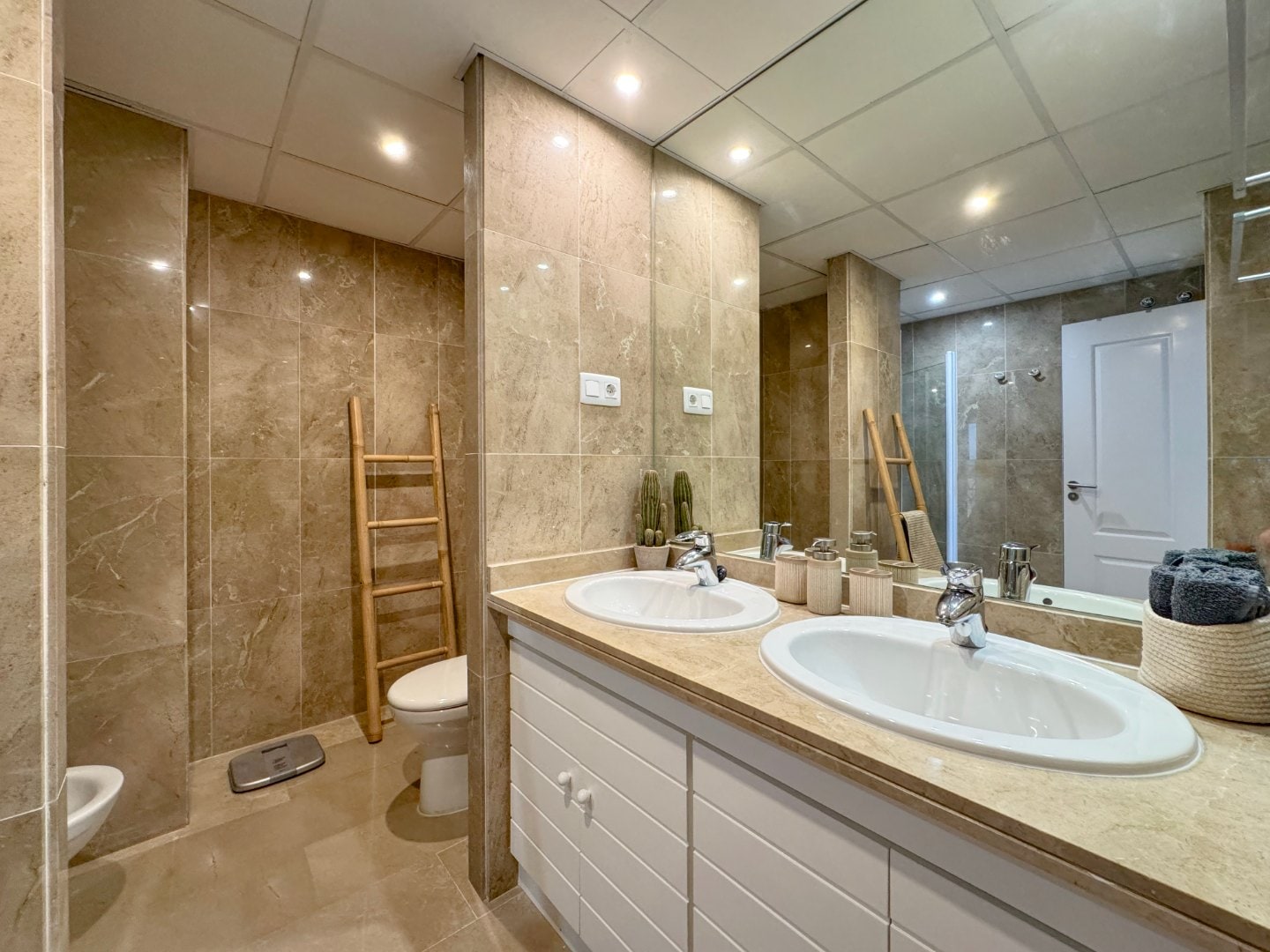 Spacious 3-bedroom apartment with pool, balconies, and stunning Mediterranean views Gallery 26
