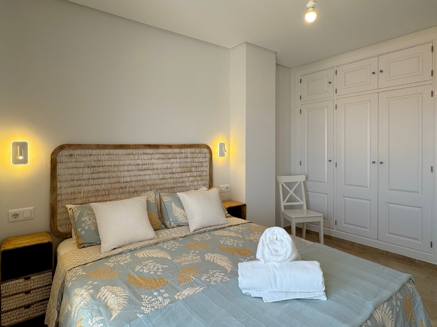 Spacious 3-bedroom apartment with pool, balconies, and stunning Mediterranean views Gallery 34