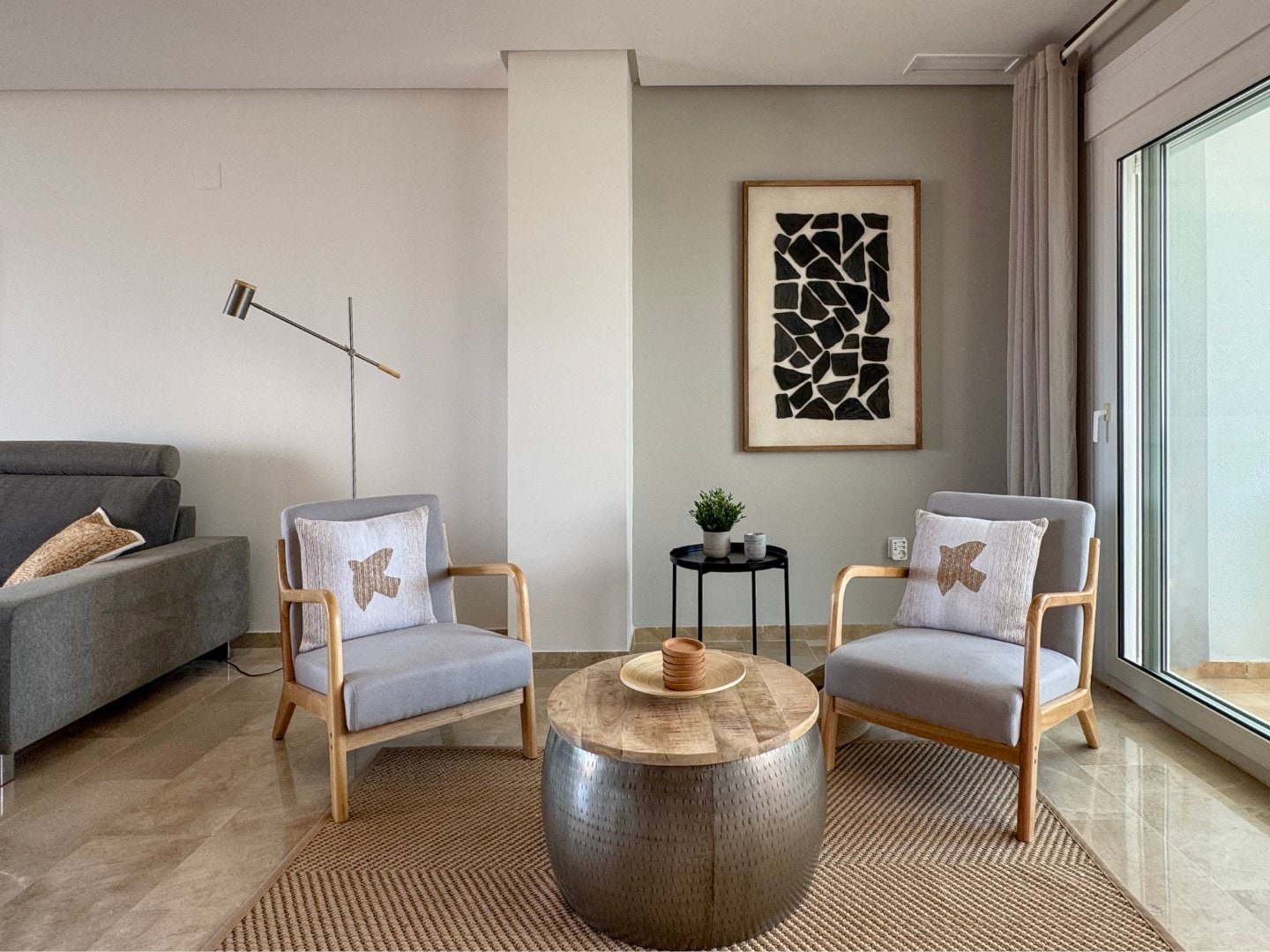 Spacious 3-bedroom apartment with pool, balconies, and stunning Mediterranean views Gallery 16