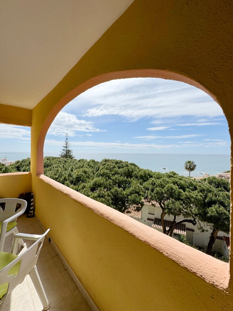 Spacious 3-Bedroom Sea View Apartment at Doña Lola Beachfront Resort Gallery 9