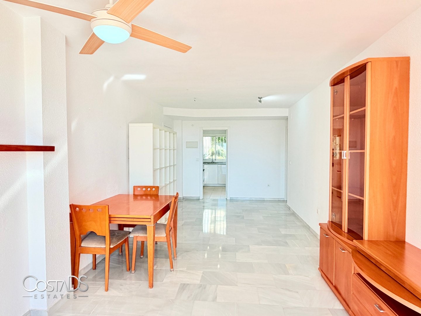 SPACIOUS 3-BEDROOM SOUTH-FACING APARTMENT WITH SEA VIEWS AND TERRACE IN RIVIERA DEL SOL Gallery 5