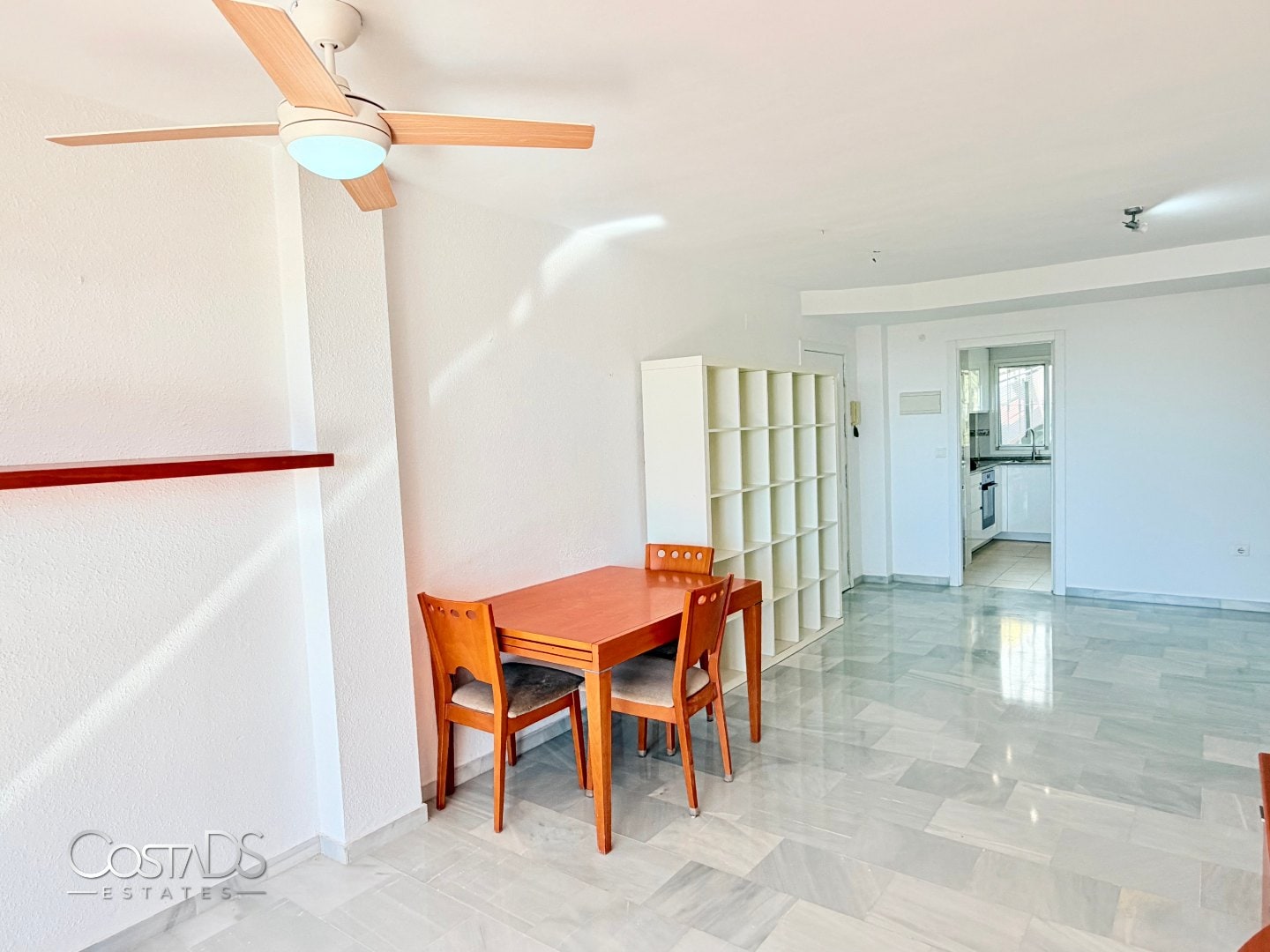 SPACIOUS 3-BEDROOM SOUTH-FACING APARTMENT WITH SEA VIEWS AND TERRACE IN RIVIERA DEL SOL Gallery 6