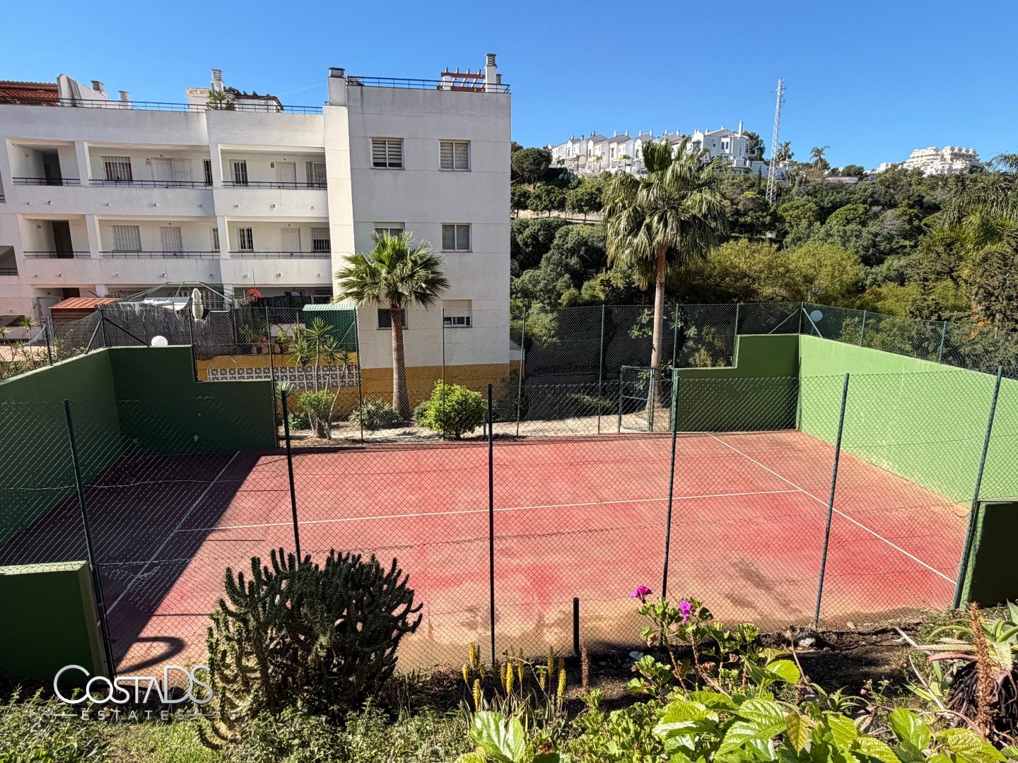 SPACIOUS 3-BEDROOM SOUTH-FACING APARTMENT WITH SEA VIEWS AND TERRACE IN RIVIERA DEL SOL Gallery 48
