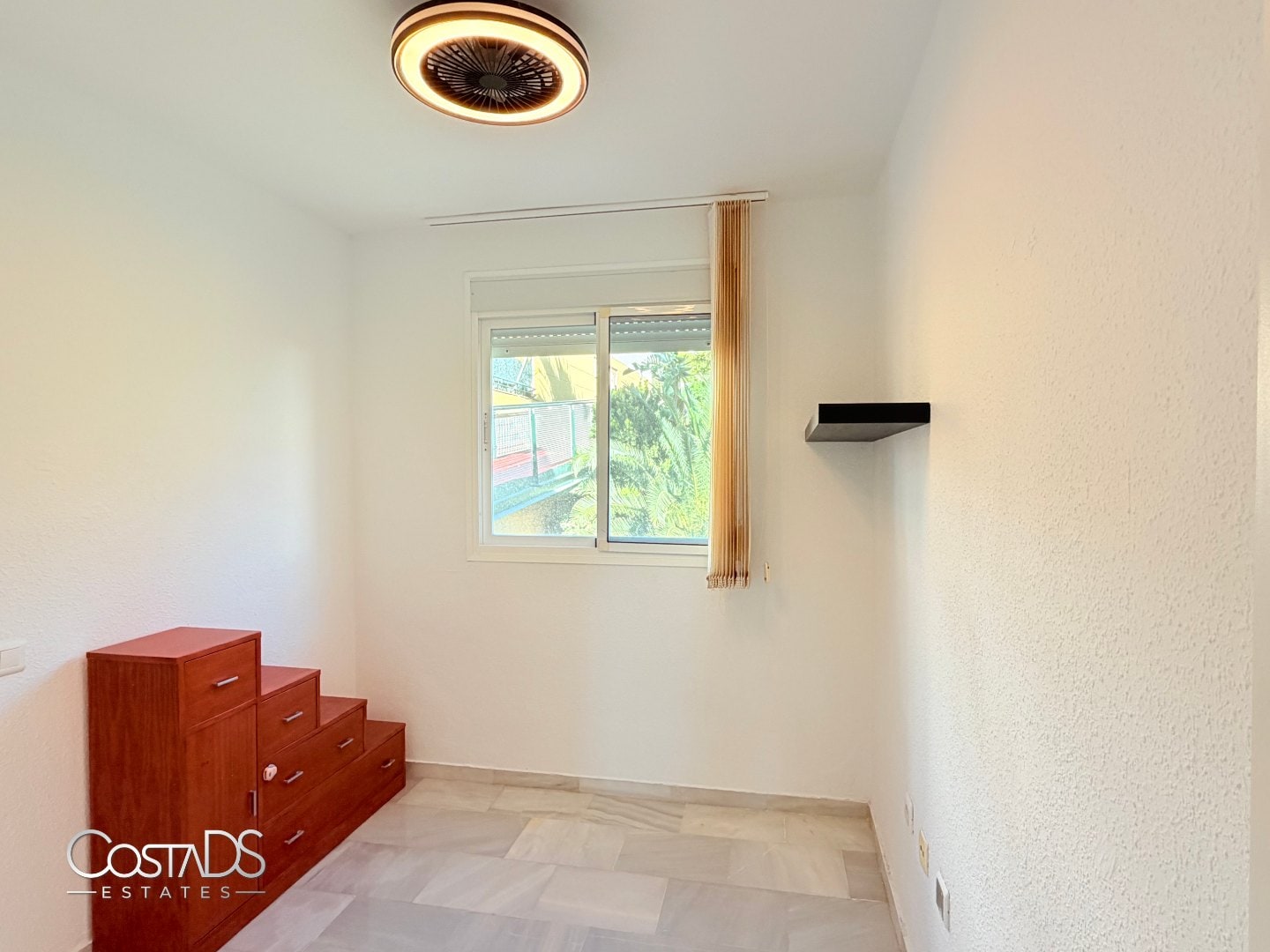 SPACIOUS 3-BEDROOM SOUTH-FACING APARTMENT WITH SEA VIEWS AND TERRACE IN RIVIERA DEL SOL Gallery 39