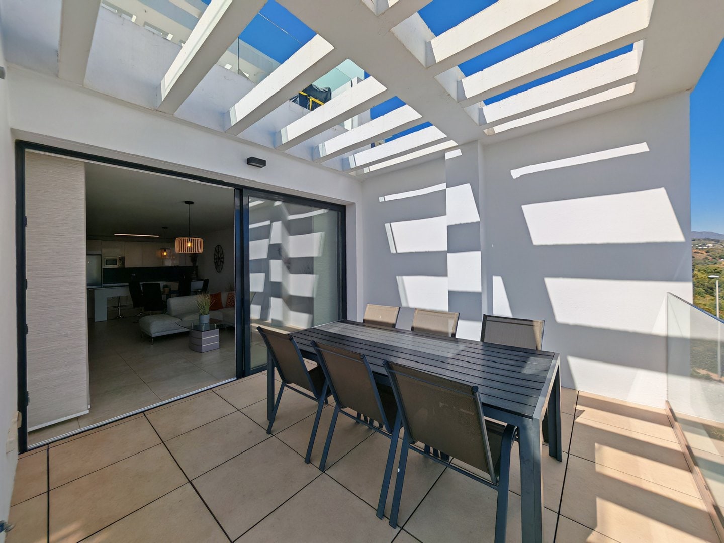 STUNNING 3-BEDROOM APARTMENT WITH PANORAMIC SEA, GOLF & MOUNTAIN VIEWS IN LA CALA DE MIJAS Gallery 6