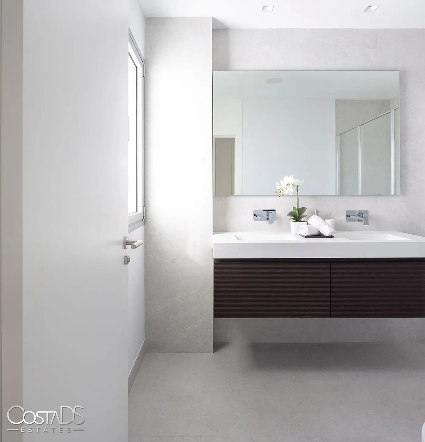 LUXURY 3-4 BEDROOM RESIDENCES IN MARBELLA: PRIVATE, EXCLUSIVE, AND SURROUNDED BY UNMATCHED NATURAL BEAUTY Gallery 9