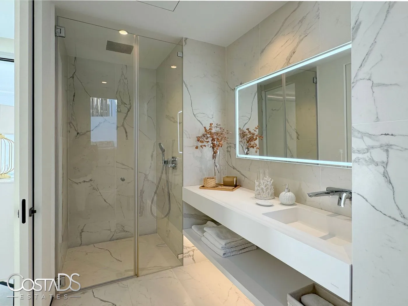 CONTEMPORARY 5 BEDROOM GOLF VILLA IN LA CALA GOLF, MALAGA, SPAIN Gallery 11