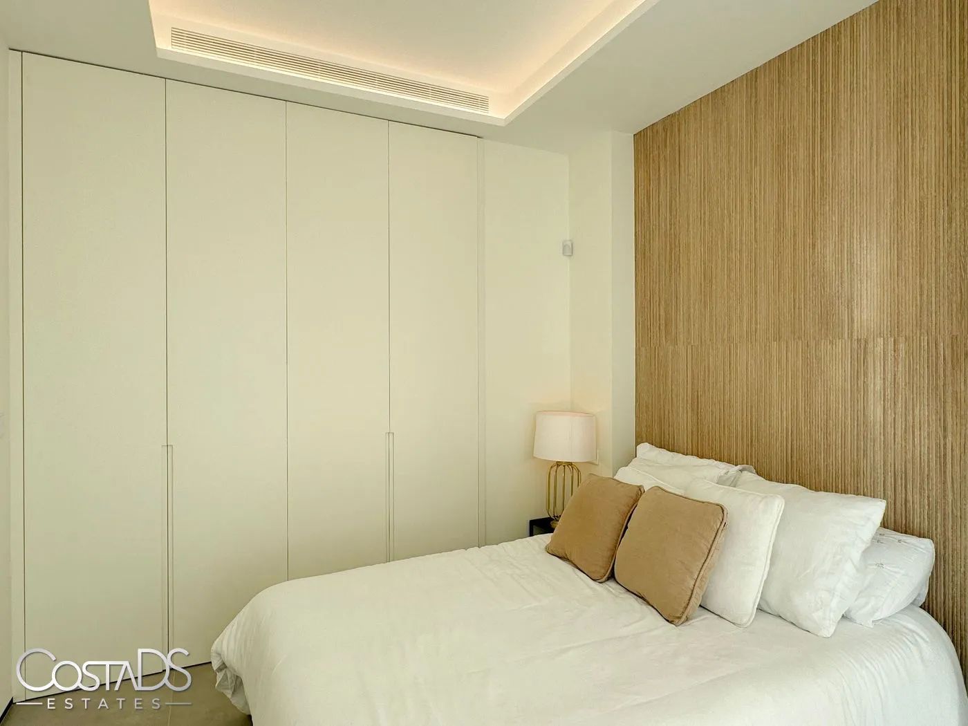 CONTEMPORARY 5 BEDROOM GOLF VILLA IN LA CALA GOLF, MALAGA, SPAIN Gallery 12