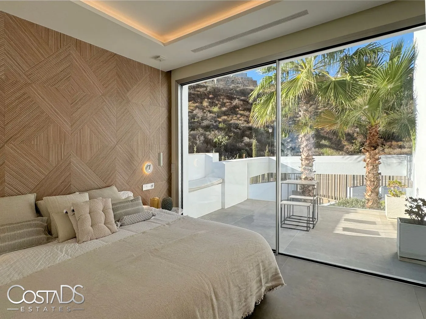 CONTEMPORARY 5 BEDROOM GOLF VILLA IN LA CALA GOLF, MALAGA, SPAIN Gallery 13