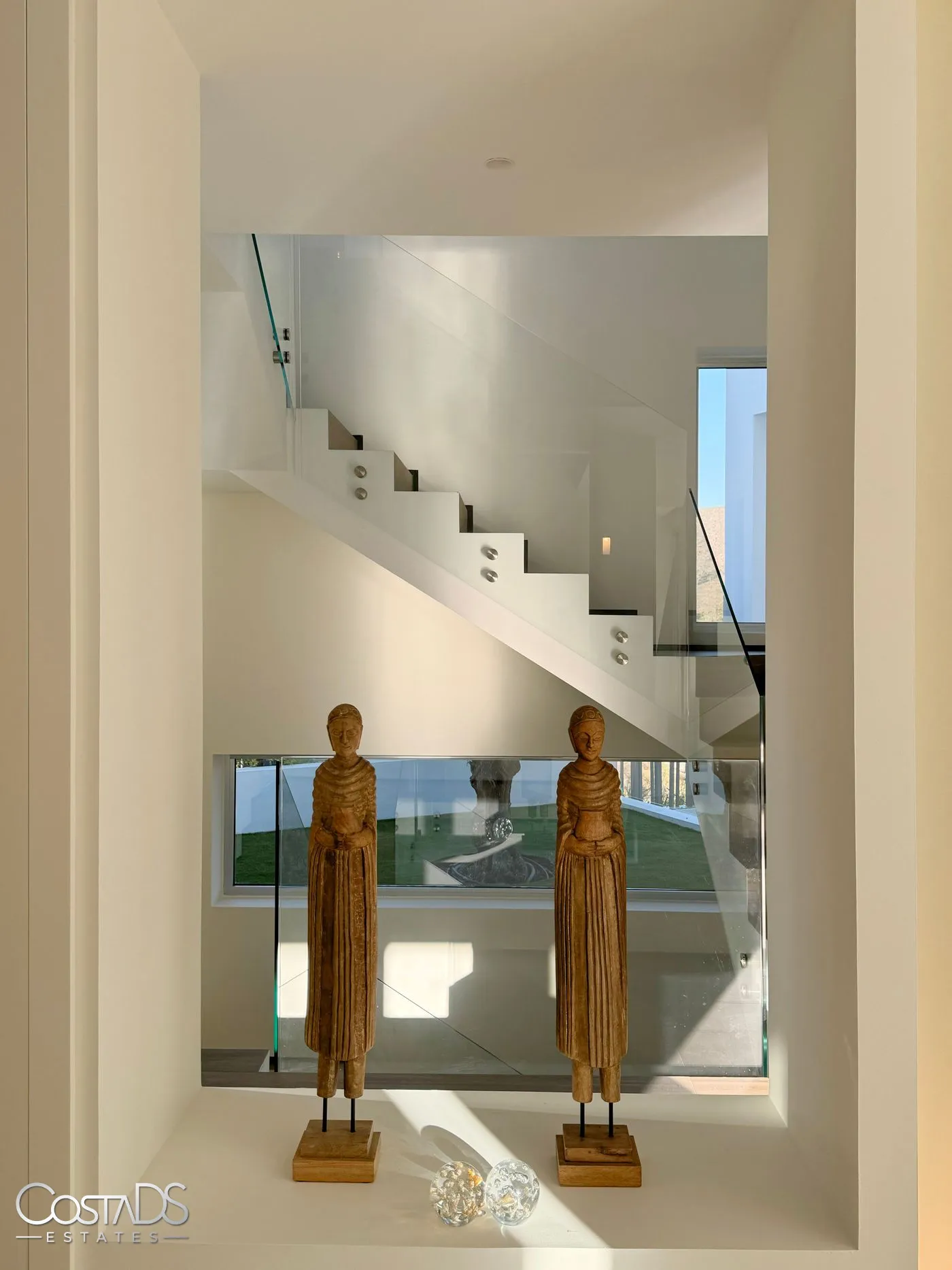 CONTEMPORARY 5 BEDROOM GOLF VILLA IN LA CALA GOLF, MALAGA, SPAIN Gallery 27