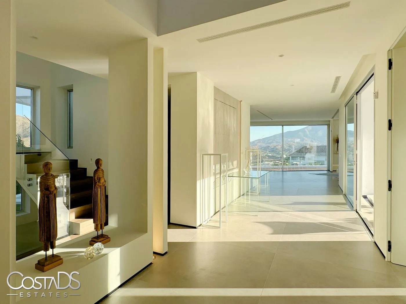 CONTEMPORARY 5 BEDROOM GOLF VILLA IN LA CALA GOLF, MALAGA, SPAIN Gallery 35