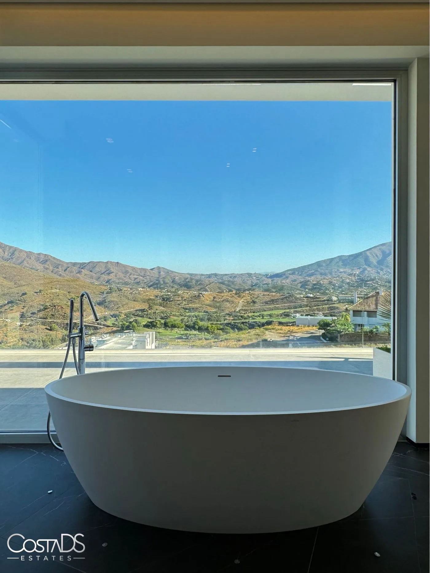 CONTEMPORARY 5 BEDROOM GOLF VILLA IN LA CALA GOLF, MALAGA, SPAIN Gallery 51