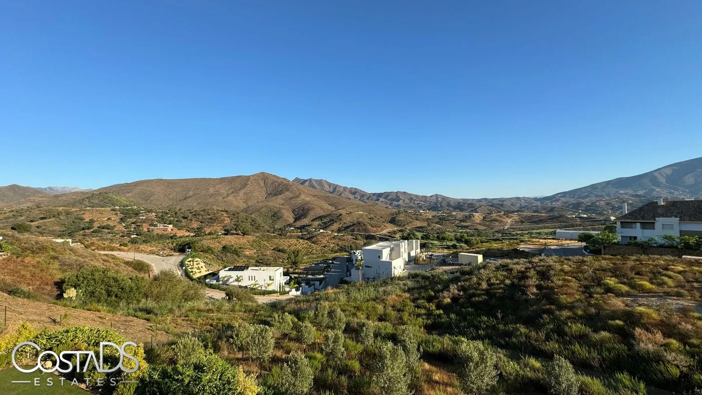 CONTEMPORARY 5 BEDROOM GOLF VILLA IN LA CALA GOLF, MALAGA, SPAIN Gallery 59