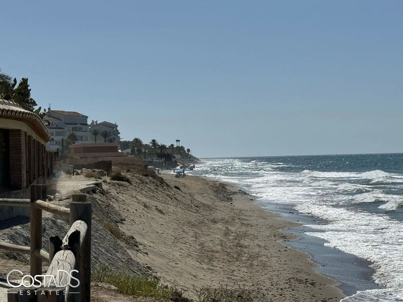 3 BEDROOM 2 BATHROOM MIDDLE FLOOR APARTMENT IN ELVIRIA, MARBELLA EAST, SPAIN Gallery 8