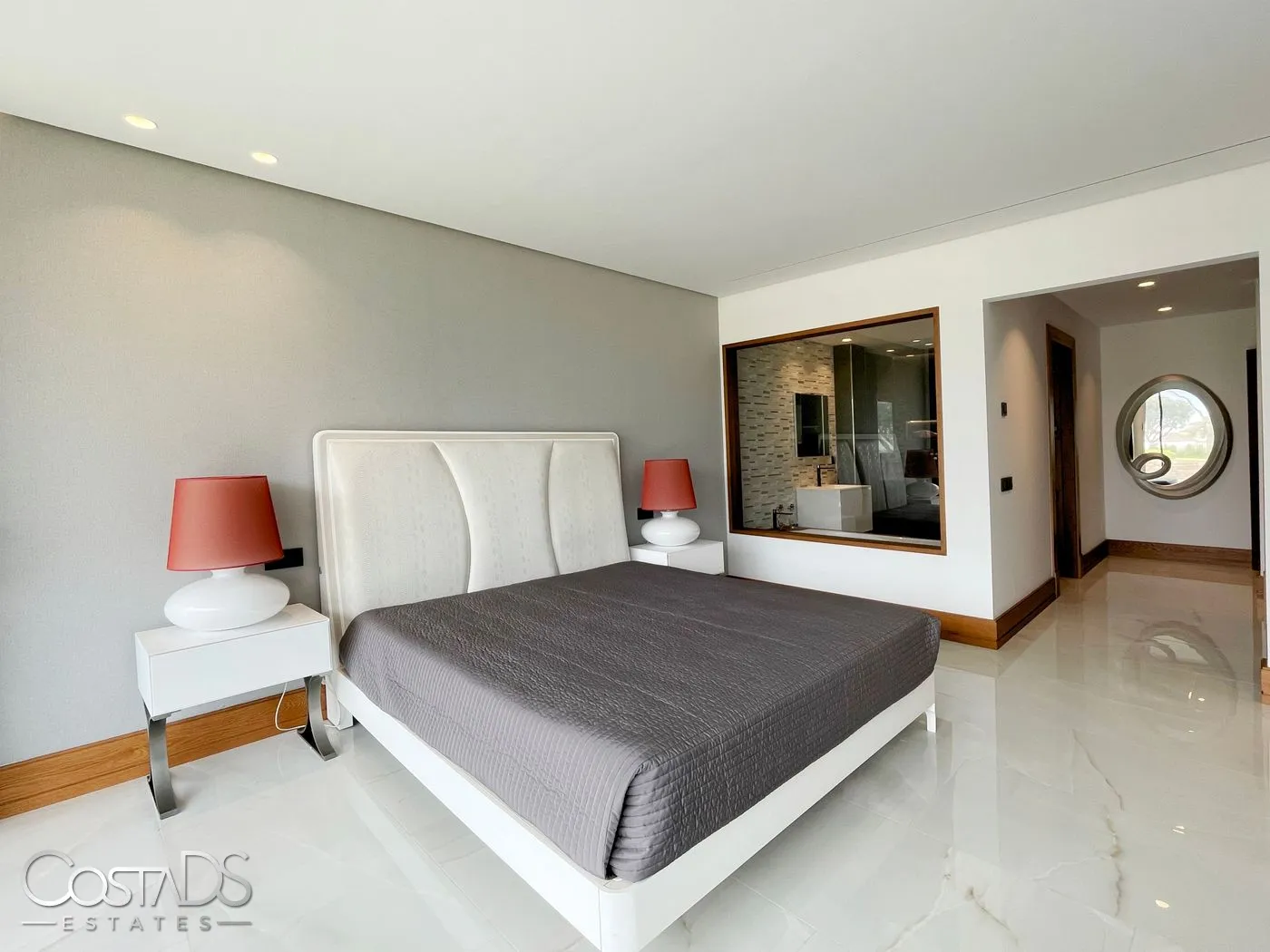 6 BEDROOM, 8 BATHROOM LUXURY VILLA AT SAN ROQUE GOLF RESORT, SOTOGRANDE, COSTA DEL SOL, SPAIN Gallery 26